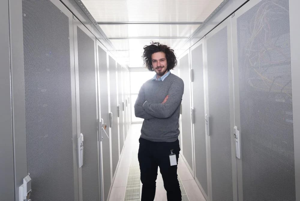Řady serverů v evropském datovém centru.