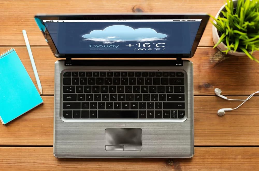 Notebook se spuštěnou aplikací Microsoft Copilot.