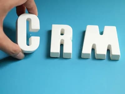 Co to je CRM systém a a a proč je pro váš podnik klíčový?